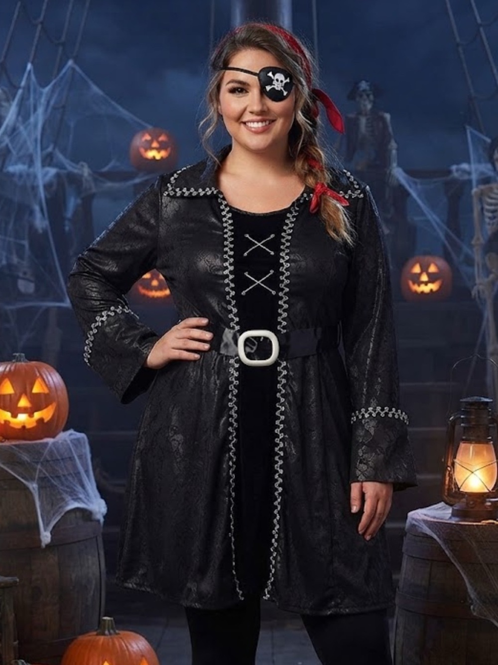 Woman’s black pirate Halloween costume dress Sz L/XL